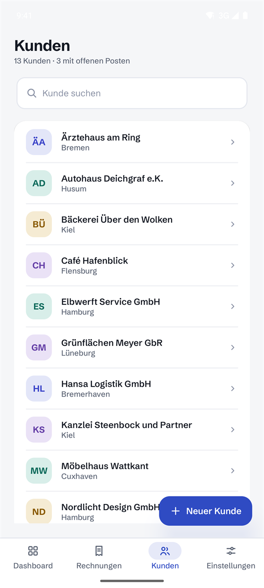 Kundenliste der InvoiceWerk-App mit Suchfeld, alphabetisch gegliedert
